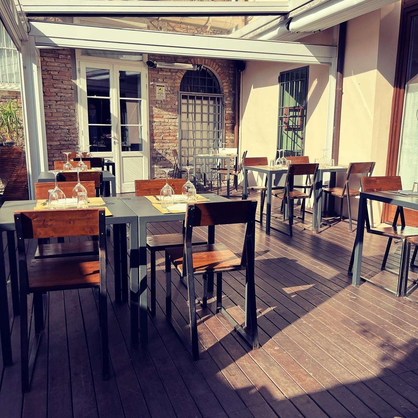 Veranda esterna dell'Osteria dalla Zabariona, Ravenna